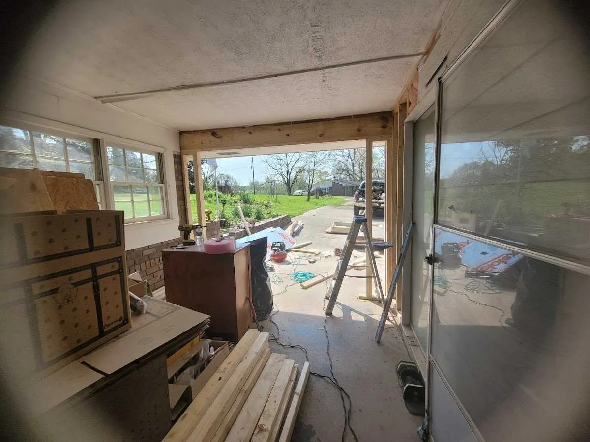 Air movers and dehumidifier for Water Mitigation Services in Middlesex